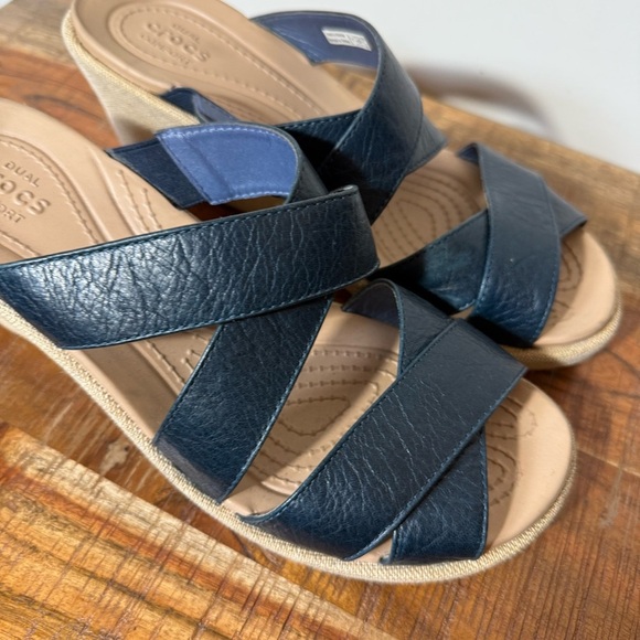CROCS Blue A-Leigh Strappy Wedge Sandals, Women’s 8 - Picture 2 of 8